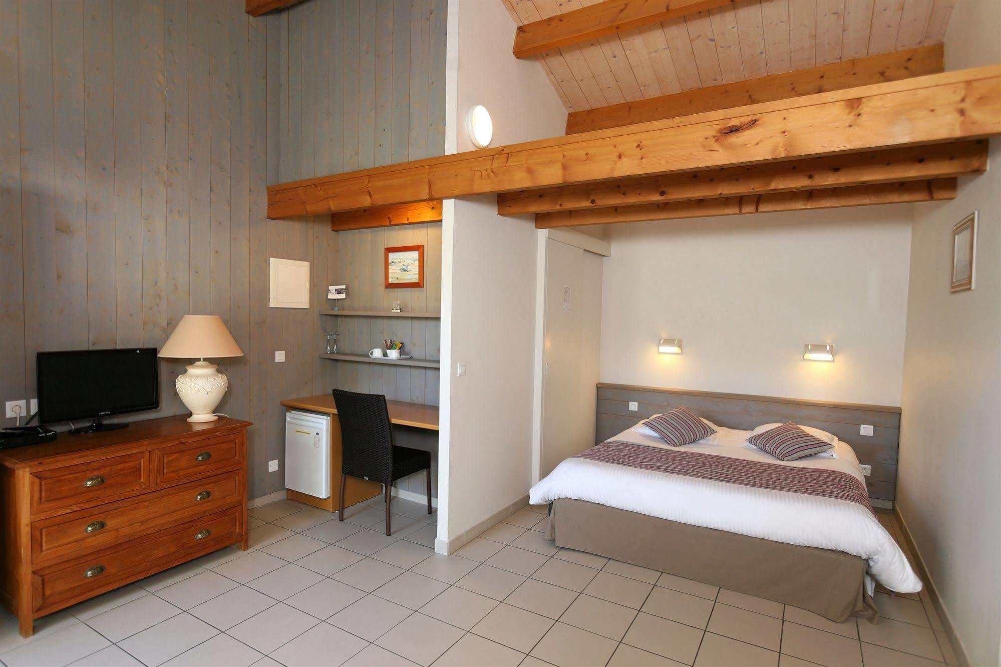 Hotel La Villa - Hotel Bien Etre 3*